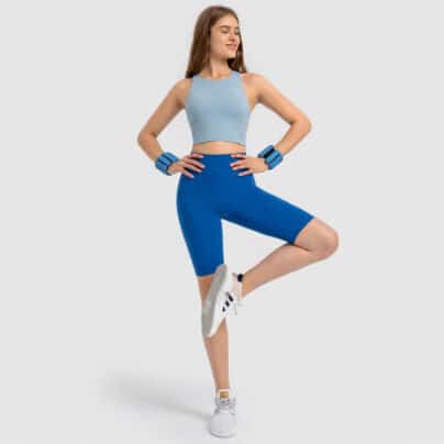 Yoga clothes with chest pad